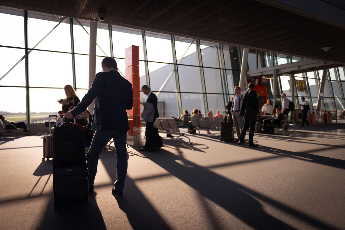 How to Use the Elizabeth Line for Heathrow Airport Transfers: A Step-by-Step Guide